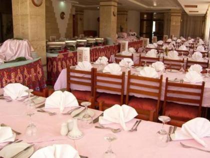 Karnak Hotel - image 5