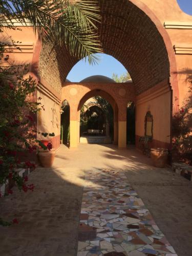Al Moudira Hotel - image 2