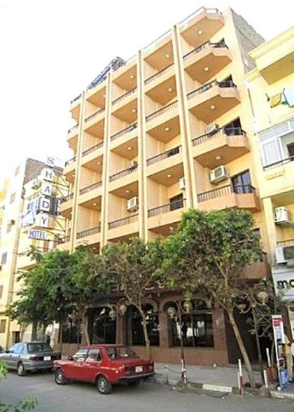 hotel shady - image 2
