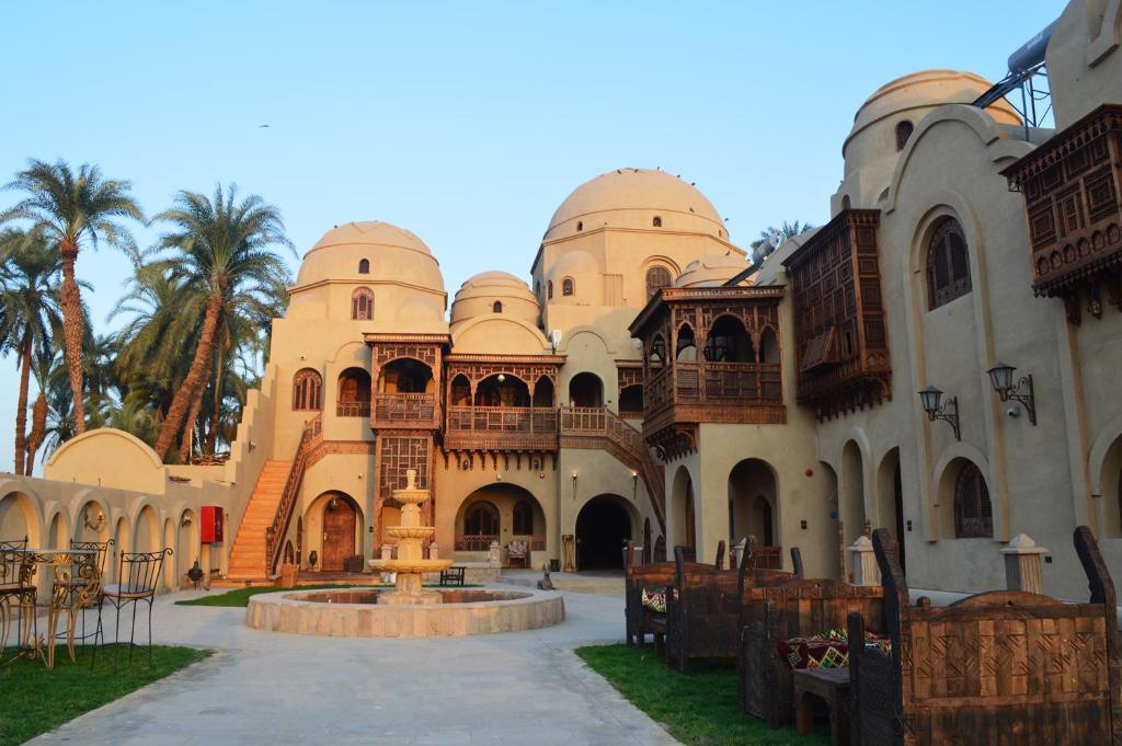 Djorff Palace - image 3